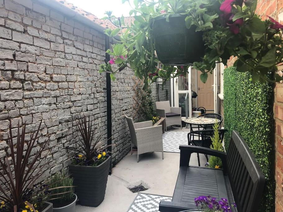 Large Cottage, Beach, Pubs Shops, Netflix, Bbq, Dog Friendly Hunmanby Extérieur photo