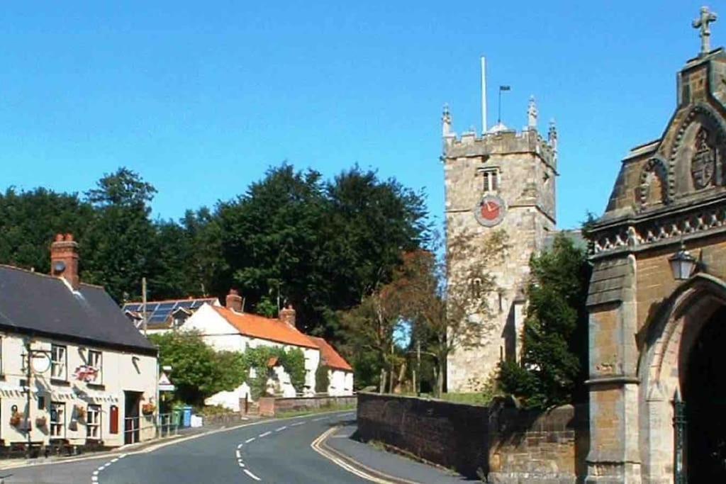 Large Cottage, Beach, Pubs Shops, Netflix, Bbq, Dog Friendly Hunmanby Extérieur photo